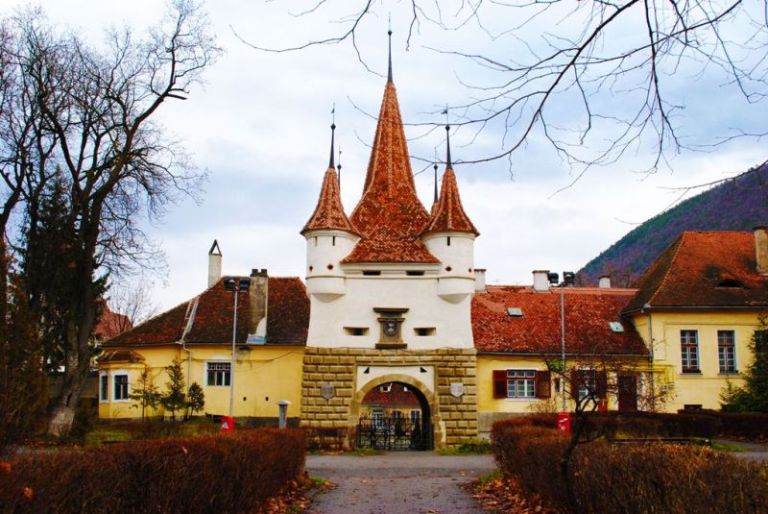 Cele Mai Interesante Obiective Turistice Brasov Trendaro